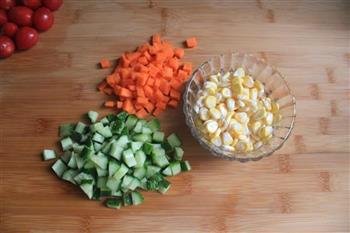 玉米蔬果沙拉的做法步骤1