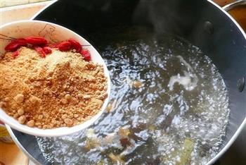 阿胶蜜枣红糖水的做法步骤5