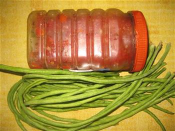 剁椒炒豇豆的做法步骤1