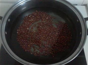 莲子红豆汤的做法步骤3