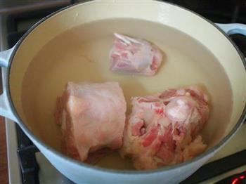 牛尾汤的做法步骤1