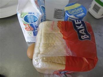 面包布丁的做法步骤1