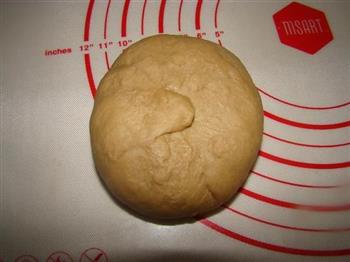 咖啡豆沙卷面包的做法图解8