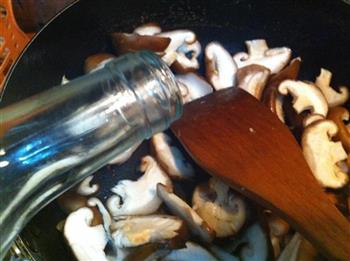 韭黄鲜蘑菇炒肉片的做法步骤7