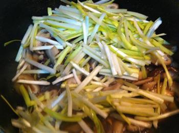 韭黄鲜蘑菇炒肉片的做法步骤9
