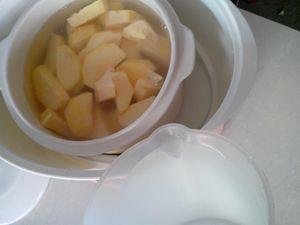 红薯排骨汤的做法图解7