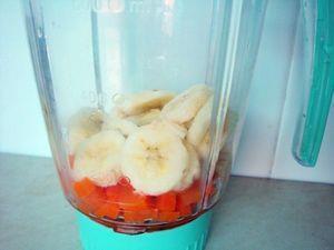 胡萝卜香蕉奶昔的做法步骤4