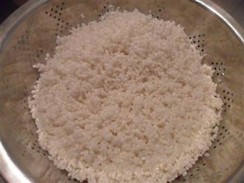 腊味糯米饭的做法步骤1