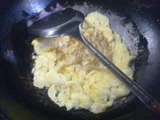 三色鸡蛋炒饭的做法步骤4