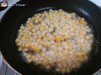 金沙玉米粒的做法步骤7