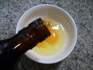 茄子炒鸡蛋的做法步骤2