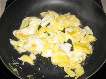 黄花菜炒鸡蛋的做法图解5