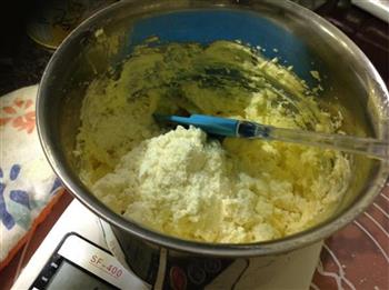 西式蛋黄酥的做法步骤3