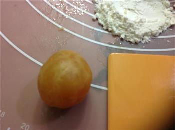 西式蛋黄酥的做法步骤6
