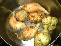 平底锅烤红薯的做法步骤4