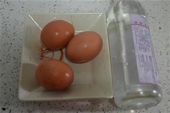 糖醋鸡蛋的做法步骤1