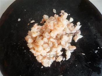 水晶虾仁萝卜卷的做法步骤3