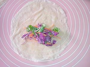 蔬菜沙拉春卷的做法图解9