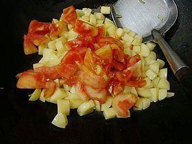 番茄土豆疙瘩汤的做法步骤5