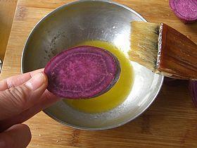 烤紫薯片的做法步骤5