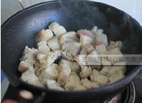 杏鲍菇韩味红烧肉的做法步骤4
