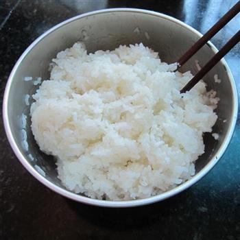 红枣花生糯米饭的做法步骤5
