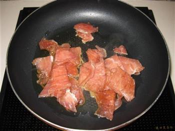 胡萝卜洋葱炒肉的做法步骤4