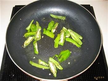 尖椒炒豇豆的做法步骤5