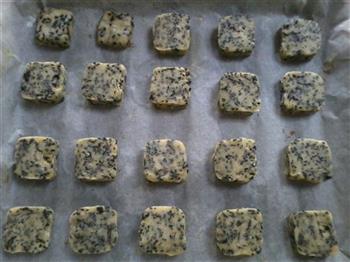 黑芝麻海苔饼干的做法步骤8