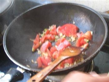 番茄炒丝瓜的做法图解4