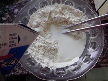 牛奶鸡蛋灌饼的做法步骤2