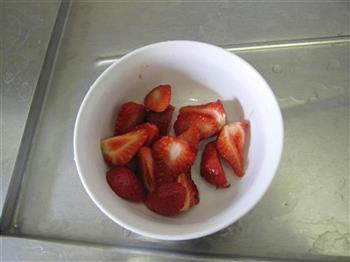 草莓千层松饼的做法步骤9