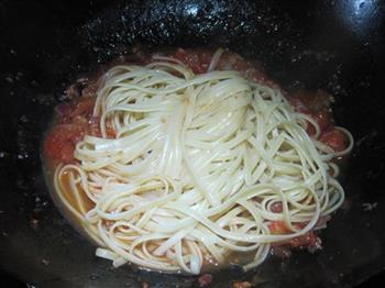 番茄肉酱意大利面的做法步骤9
