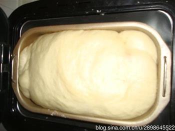 马苏里拉肉松面包的做法步骤8