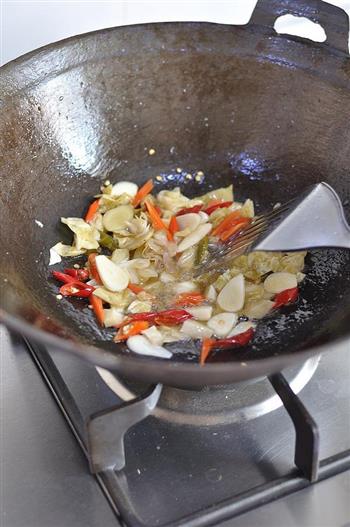 泡菜红烧带鱼的做法步骤6