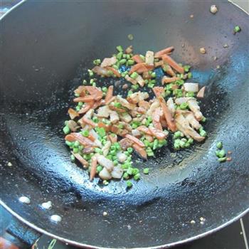 糯饭腊肉海苔卷的做法图解5
