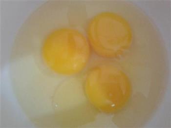 黄瓜炒鸡蛋的做法图解1