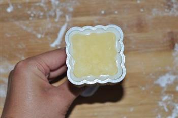 椰丝奶黄冰皮月饼的做法图解15