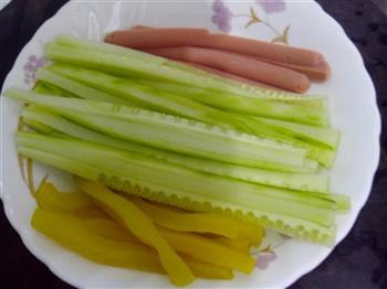 黄瓜火腿泡菜包饭的做法图解4
