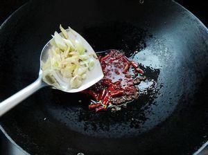 黄花菜煮猪血的做法步骤5