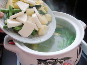 砂锅煲杂菜的做法步骤6