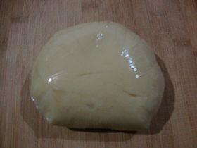 广式豆沙月饼的做法步骤5
