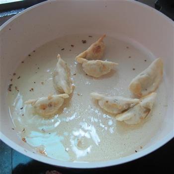 豆沙馅煎饺的做法步骤8