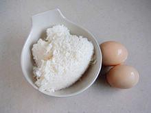 米饭鸡蛋饼的做法图解1
