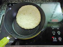 米饭鸡蛋饼的做法步骤9