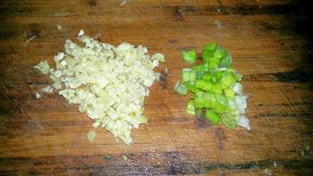 四季豆炒肉片的做法步骤1