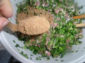 猪肉韭菜饺子的做法步骤7