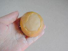 广式莲蓉蛋黄月饼的做法步骤19