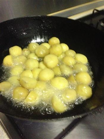 椒盐小土豆的做法步骤3