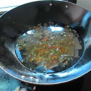酸豆角猪血汤的做法步骤7